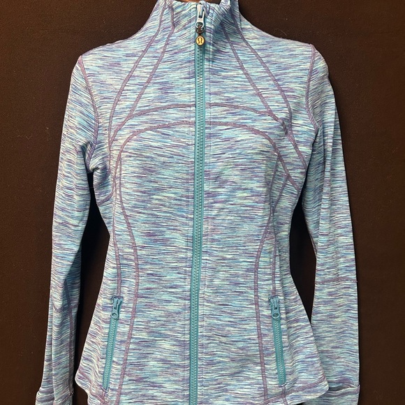 Lululemon Athletica define jacket in a blue multicolour space dye Jacard pattern - Picture 2 of 5